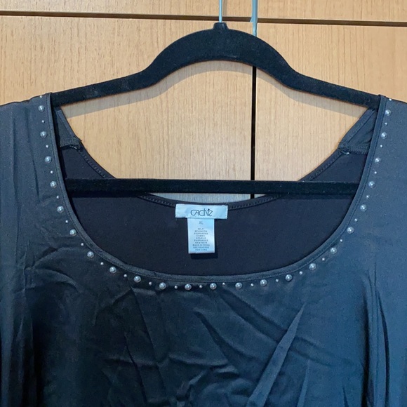 DONATED Cache XL black sleeveless top - Picture 2 of 4